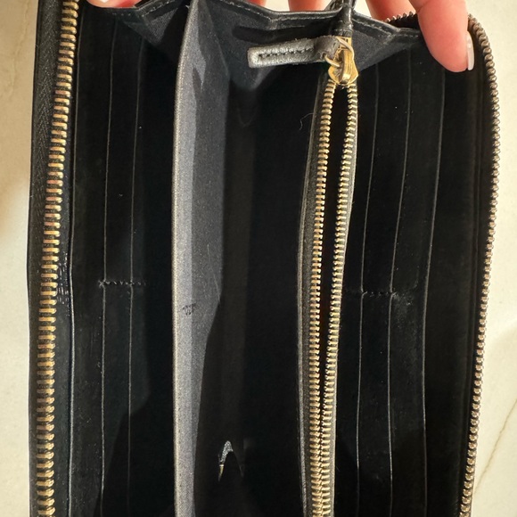 Fendi Black Leather By the Way Zip Around Long Wallet - Picture 9 of 13